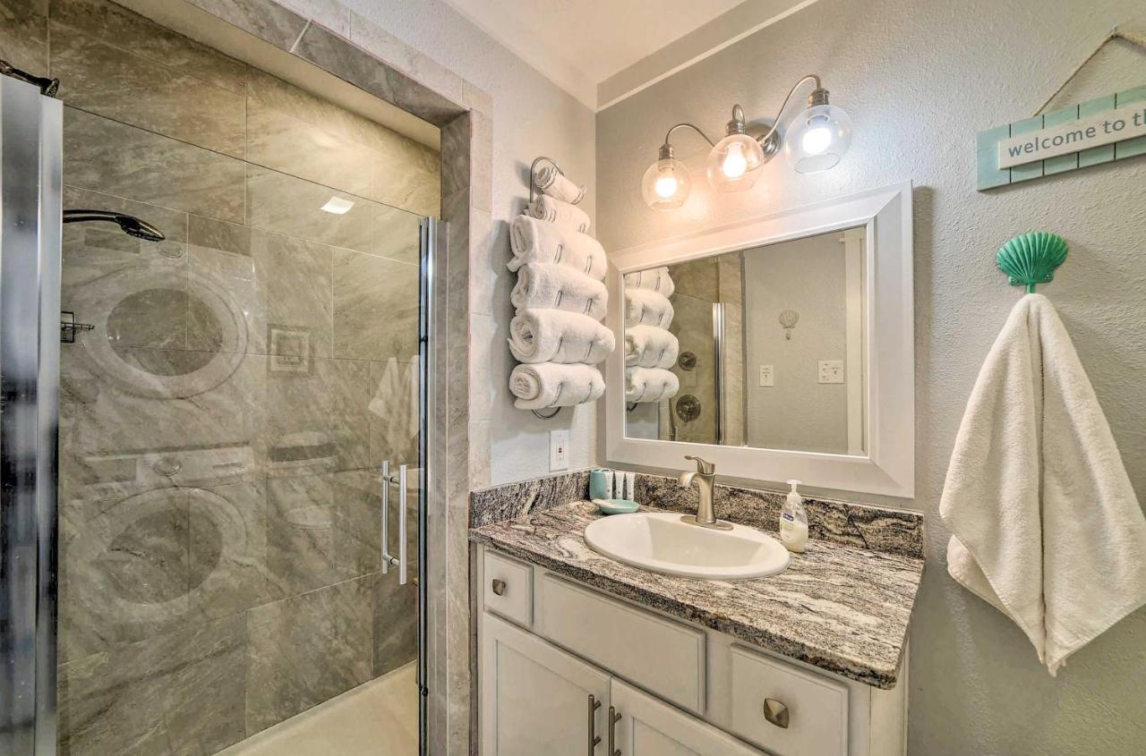 Port Aransas Condo With Outdoor Pool - Pets Welcome! Mustang Beach Exteriér fotografie